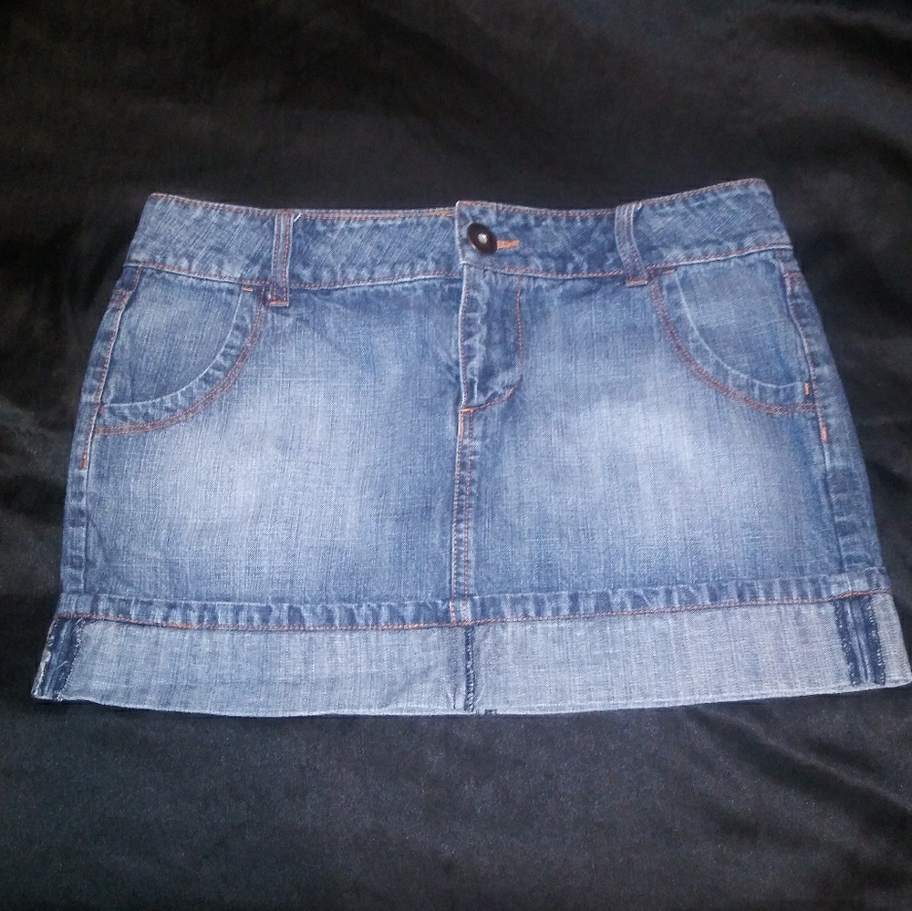 Mini Jean skirt